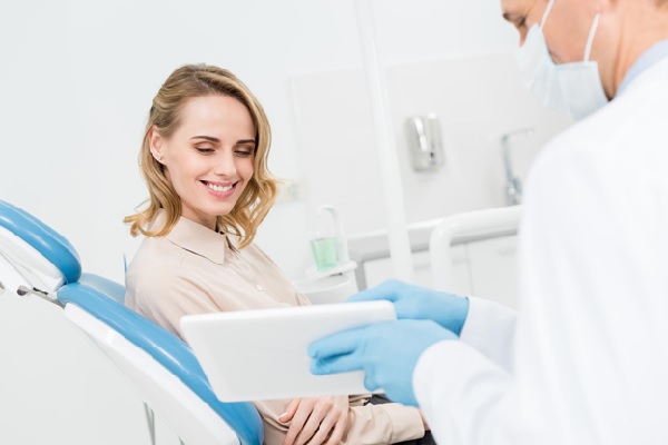 General Dentist Vs  Orthodontist: Who Should You Visit?