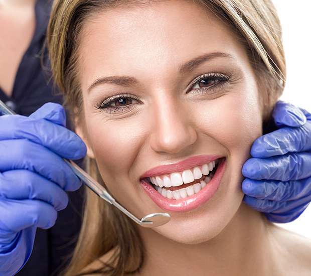 Tucson Teeth Whitening at Dentist